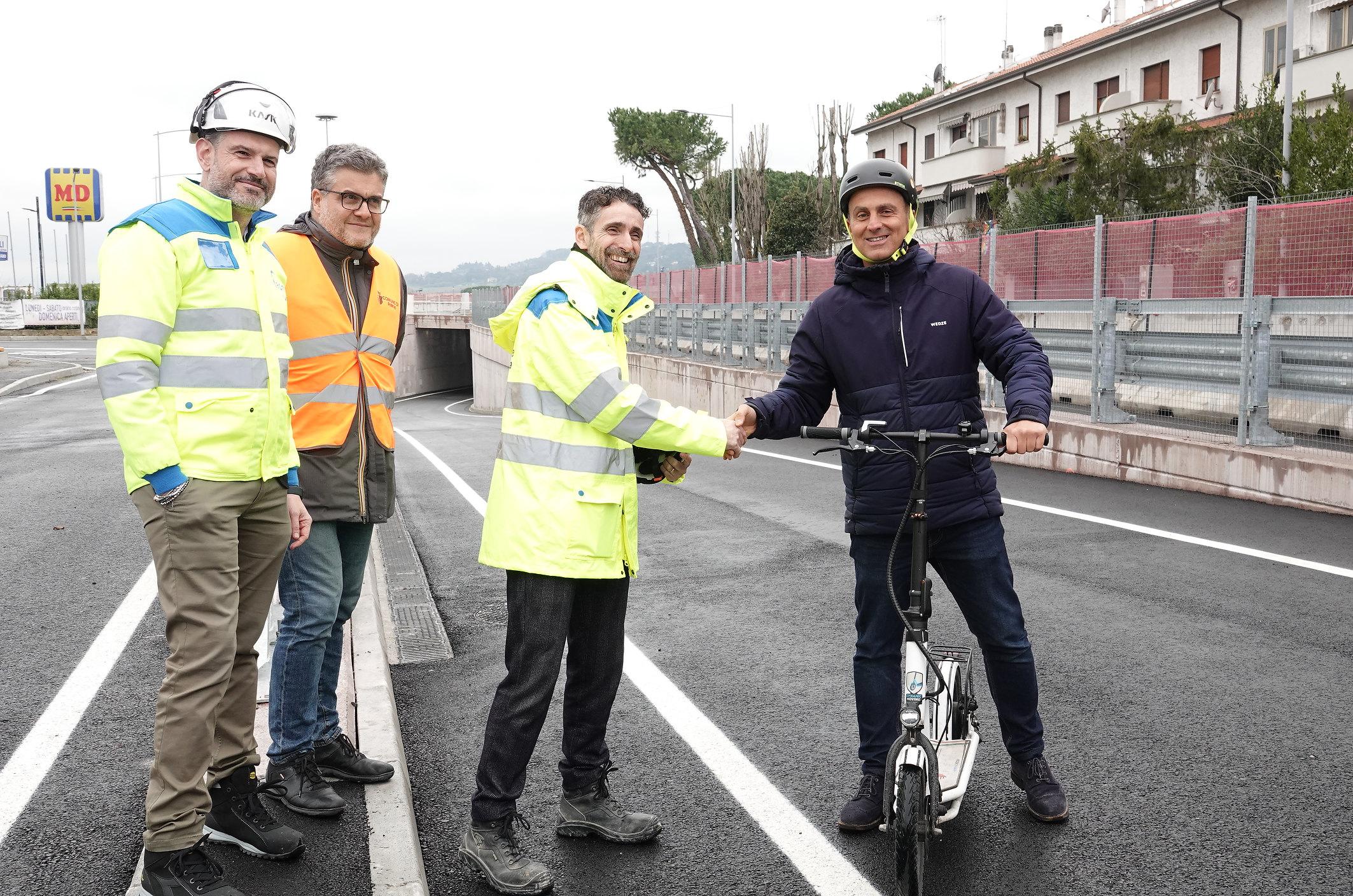 Rimini apre da Ilrestodelcarlino.it Rimini apre il maxi sottopasso di via Euterpe Chiudiamo l’ultimo buco nero sulla Statale