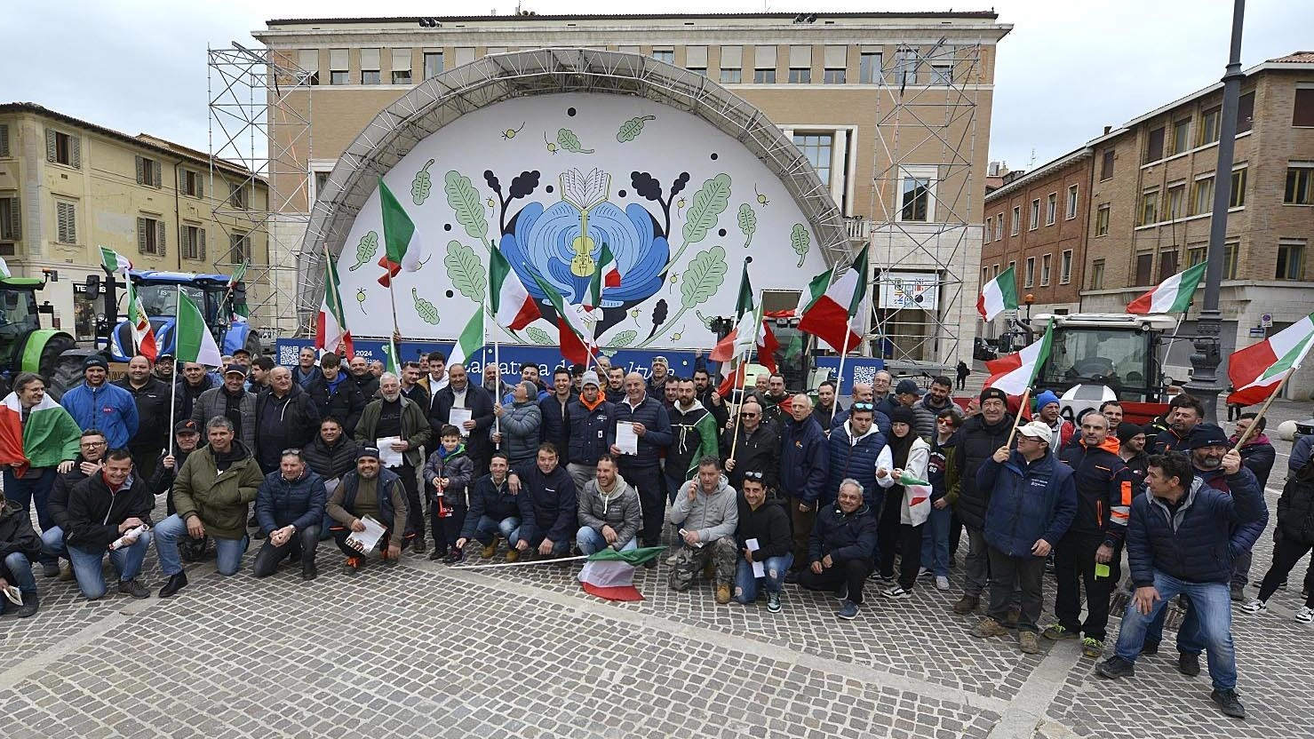 Protesta dei 300, la settimana prossima si spostano a Montecchio: "Non ci fermiamo" "Va a finire che a noi ci fanno smettere, arriva la multinazionale e ti mette il fotovoltaico".