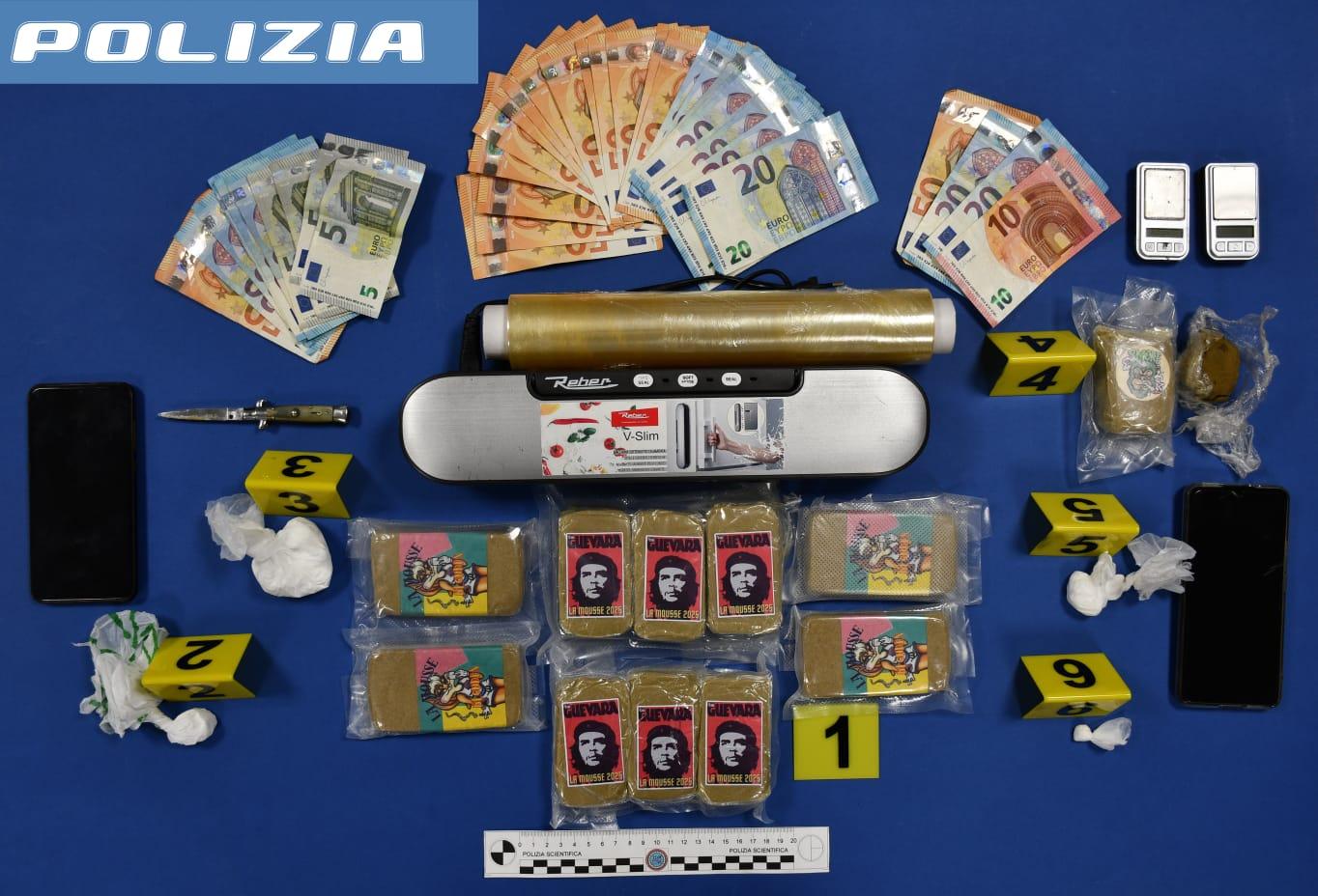chili di droga da immettere sul mercato della costa 2 trafficanti in manette da Ilrestodelcarlino.it chili di droga da immettere sul mercato della costa 2 trafficanti in manette