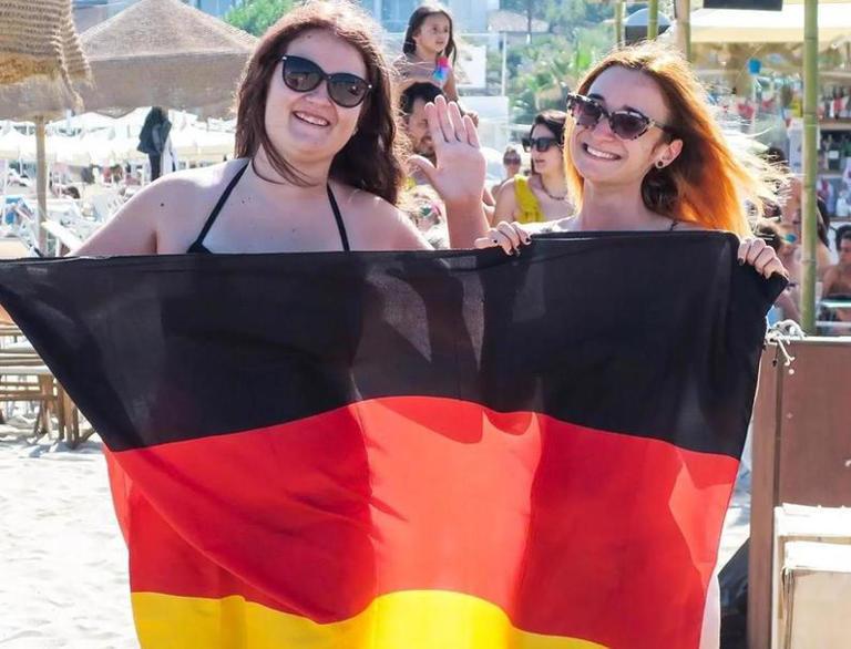 Turismo, invasione straniera in Riviera: “Uno su due dall’estero, raddoppiati i tedeschi” Turismo, invasione straniera in Riviera: “Uno su due dall’estero, raddoppiati i tedeschi”