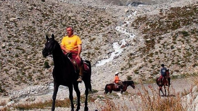 Il tour a cavallo del Monte Bianco raccontato nel libro di Bedostri