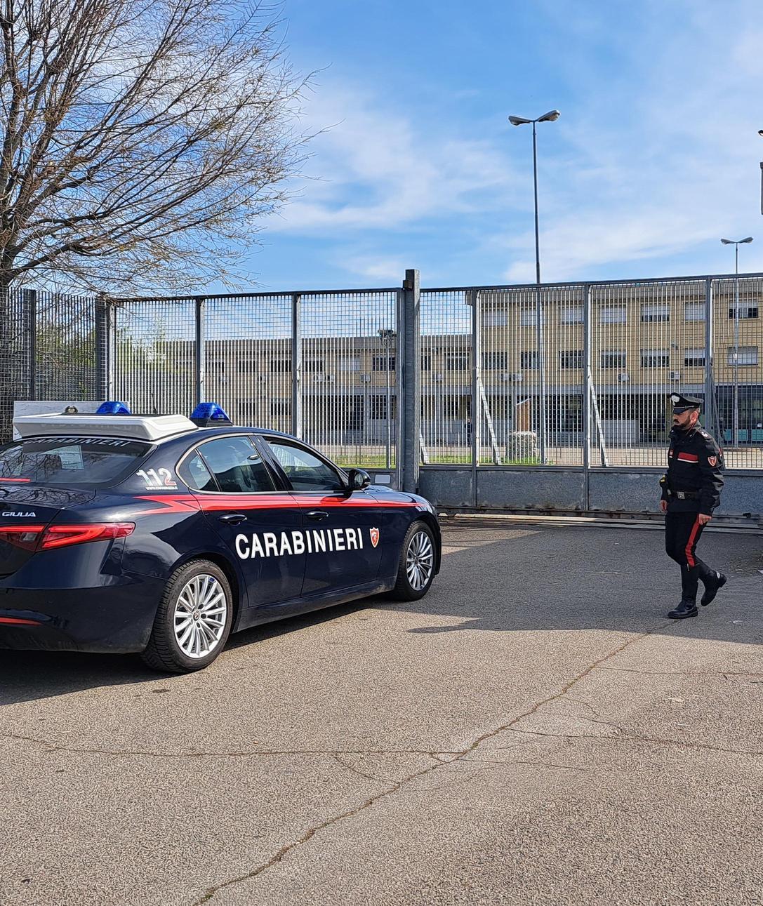 Rapina aggravata. Scatta la carcerazione per un ladro 24enne Rapina aggravata. Scatta la carcerazione per un ladro 24enne