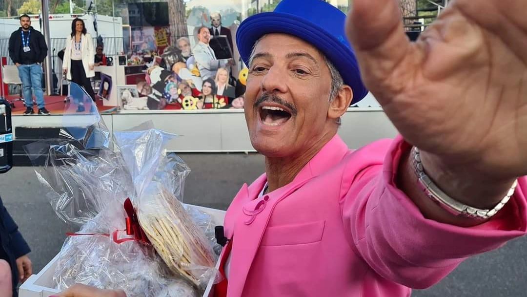 Le Mariette di Forlimpopoli tra il pubblico della trasmissione, il pane dei romagnoli è arrivato a Roma nelle mani dello showman