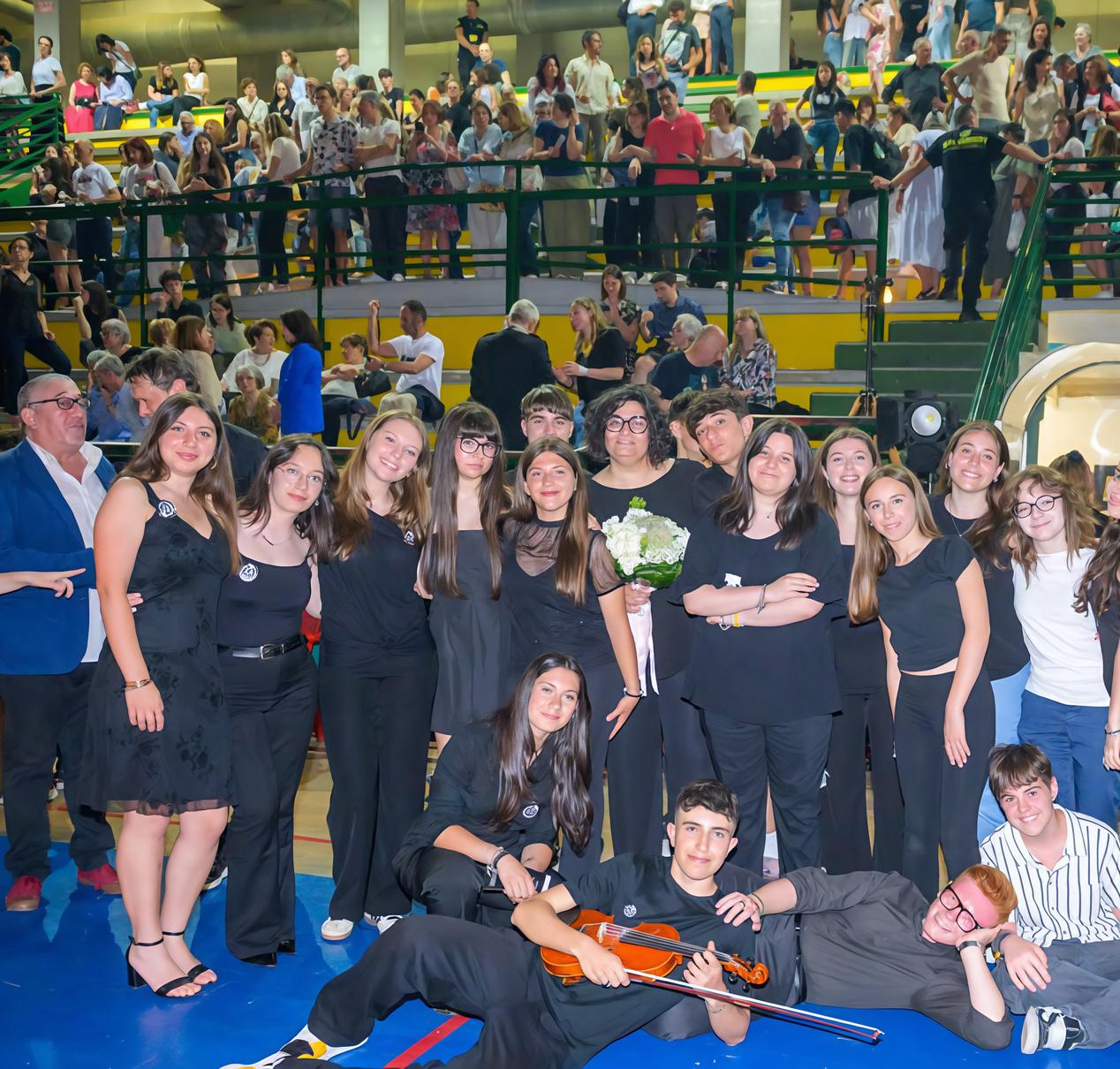 Isc Centro, applausi per il concerto di fine anno Isc Centro, applausi per il concerto di fine anno