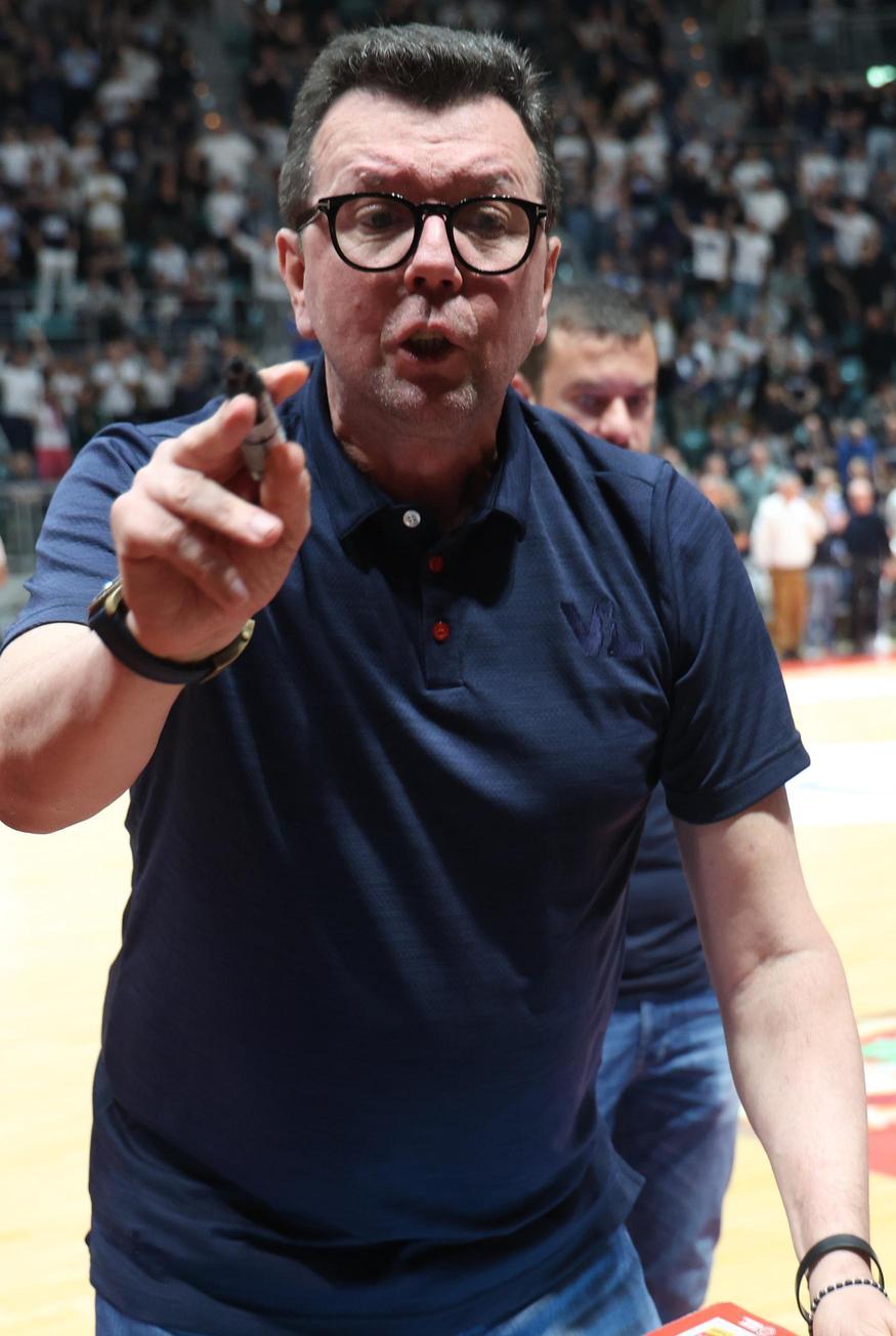 spiro leka cerca un playmaker per pesaro tambone torna con nuovi stimoli