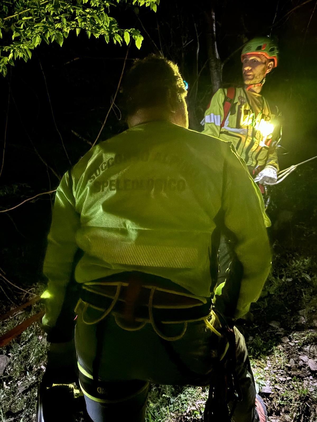 scomparso il soccorso alpino lo cerca alla rupe torriana trovato morto 58enne