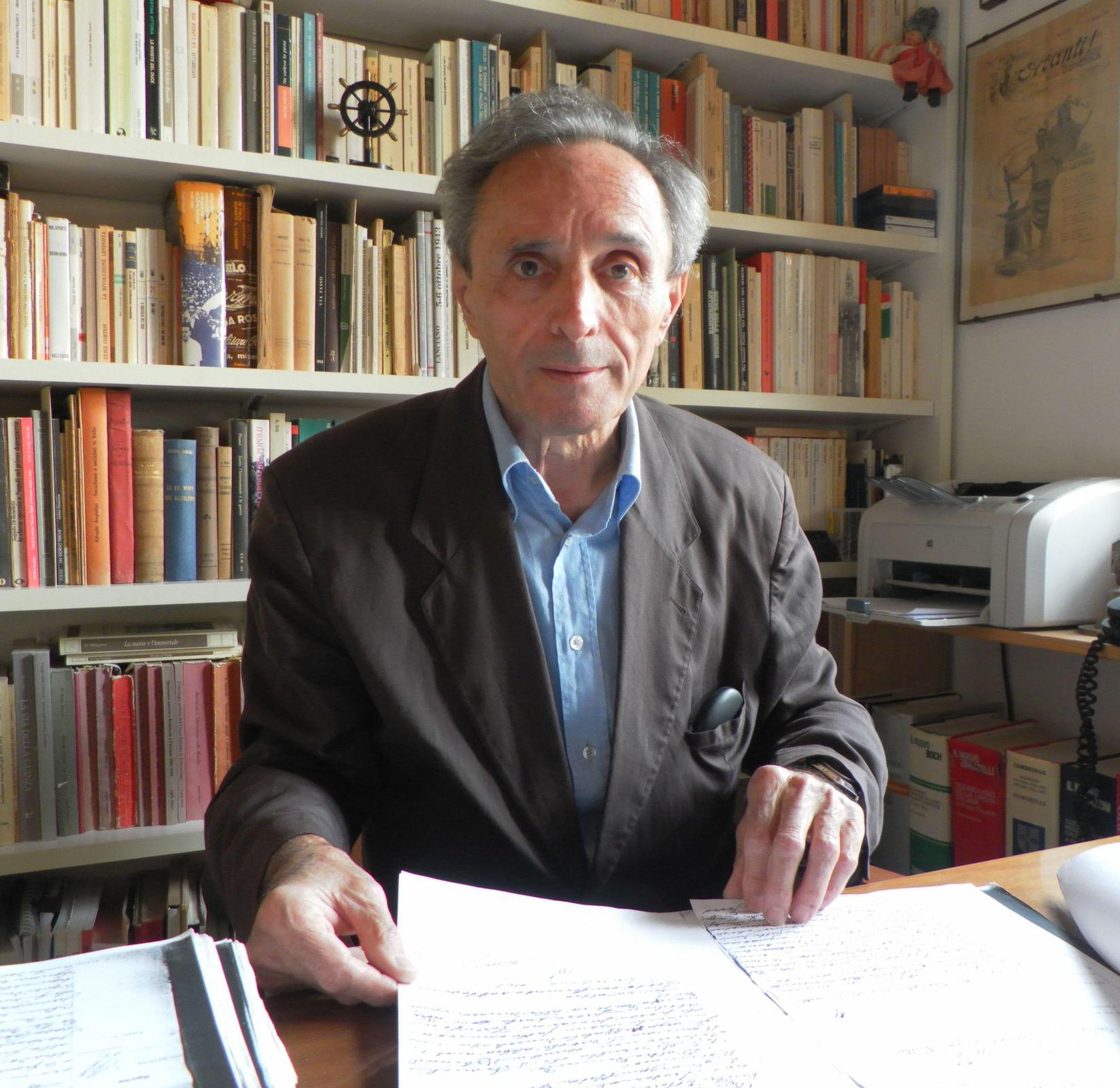 Torrico: "La biblioteca civica è una vera necessità" Torrico: "La biblioteca civica è una vera necessità"