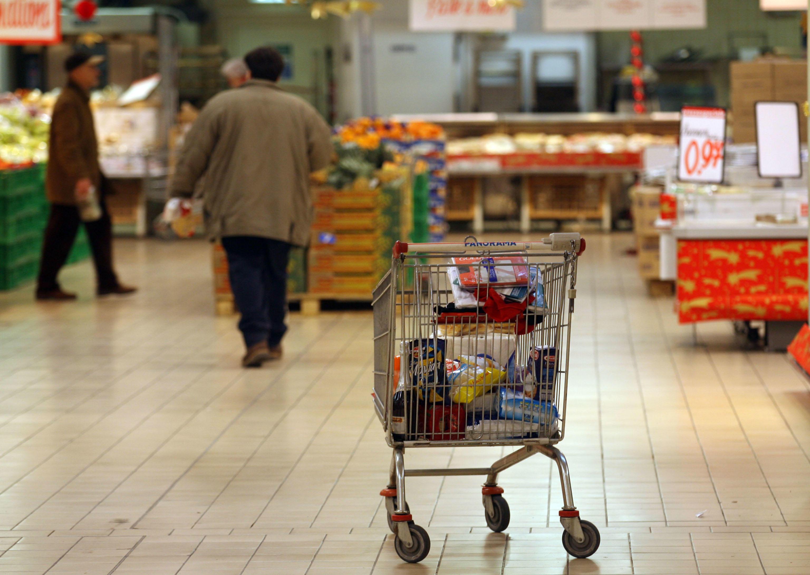 mancano 150 euro dalla cassa del supermercato licenziata da Ilrestodelcarlino.it mancano 150 euro dalla cassa del supermercato licenziata