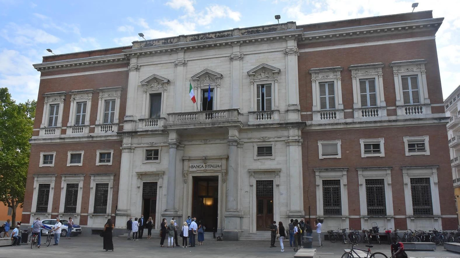 Il proprietario dell’ex Banca d’Italia: "L’università si è interessata. Sono disponibile all’operazione"