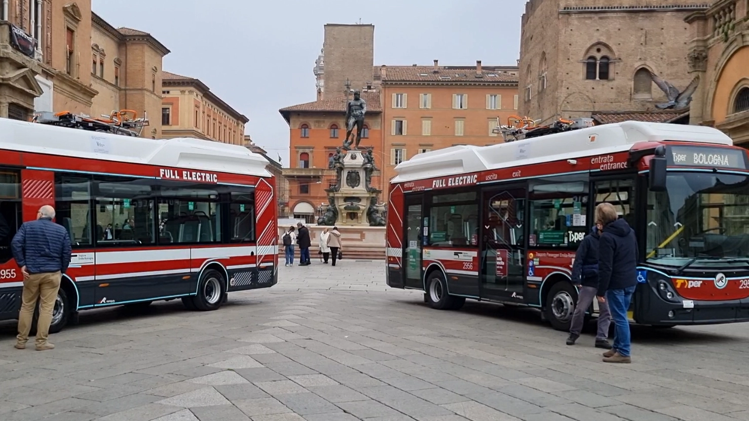 I nuovi 'midibus' elettrici a Bologna sono undici