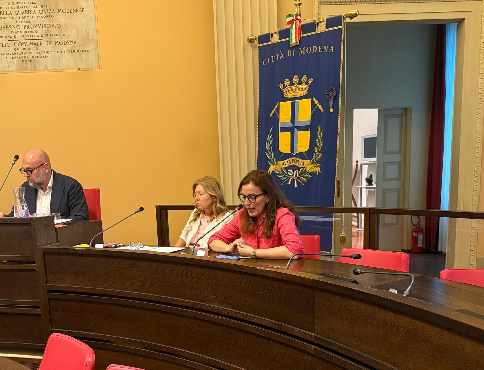 Difensore civico: "Servizio da rafforzare. Al centro il dialogo e l’ascolto dei cittadini" Difensore civico: "Servizio da rafforzare. Al centro il dialogo e l’ascolto dei cittadini"