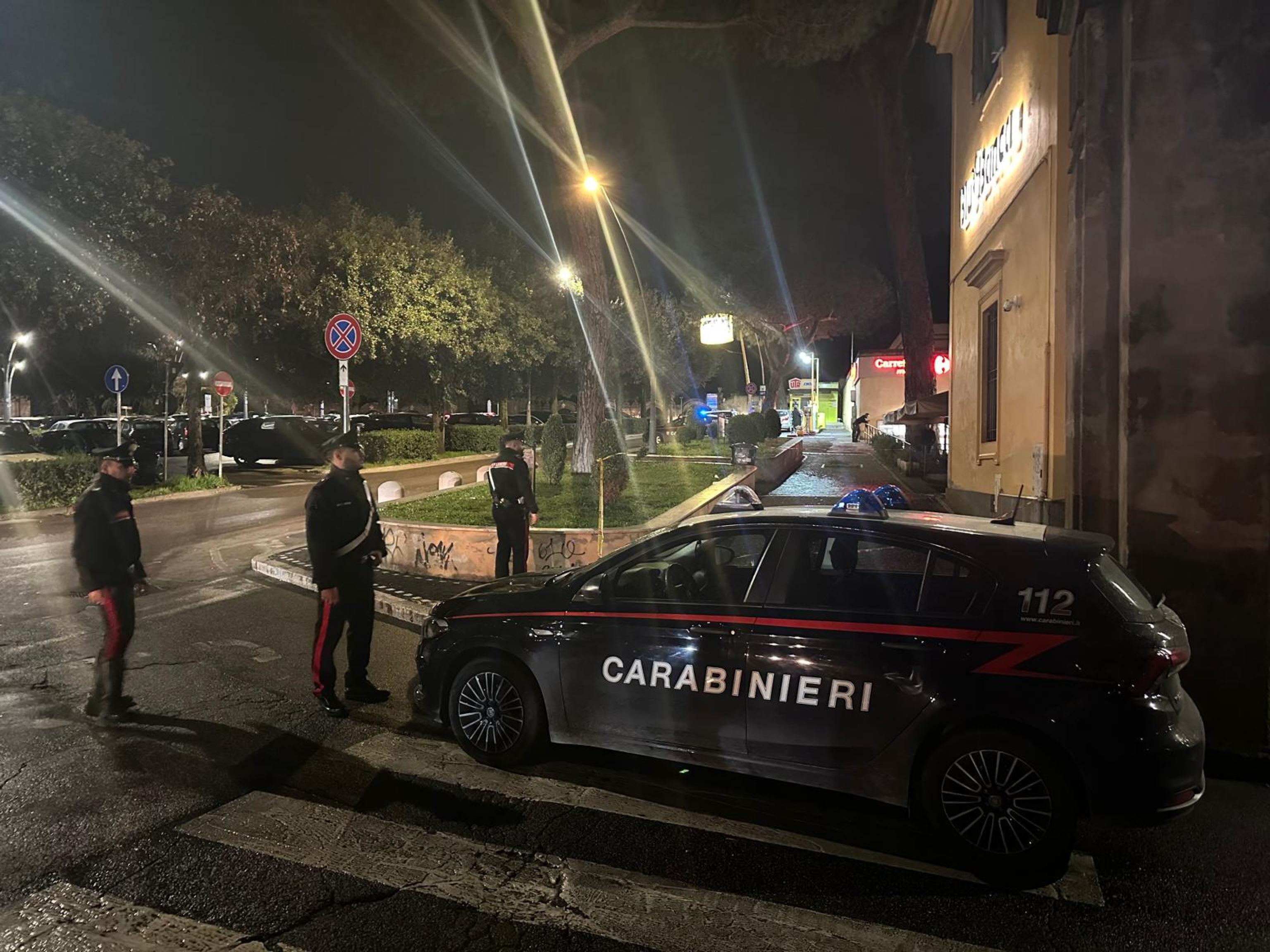 Violentata a Vignola dopo la serata con gli amici al pub, a che punto sono le indagini