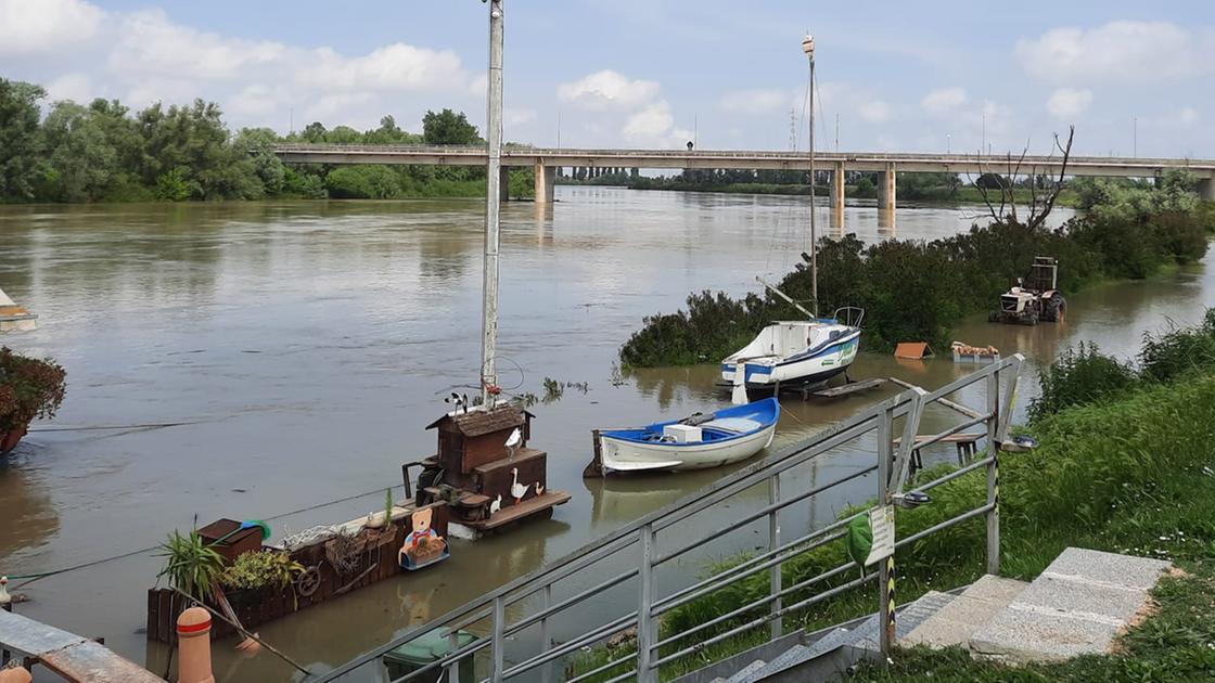 Allerta fiumi in Veneto, livello arancione per il bacino del Po e basso Adige: in superamento la seconda soglia d’attenzione