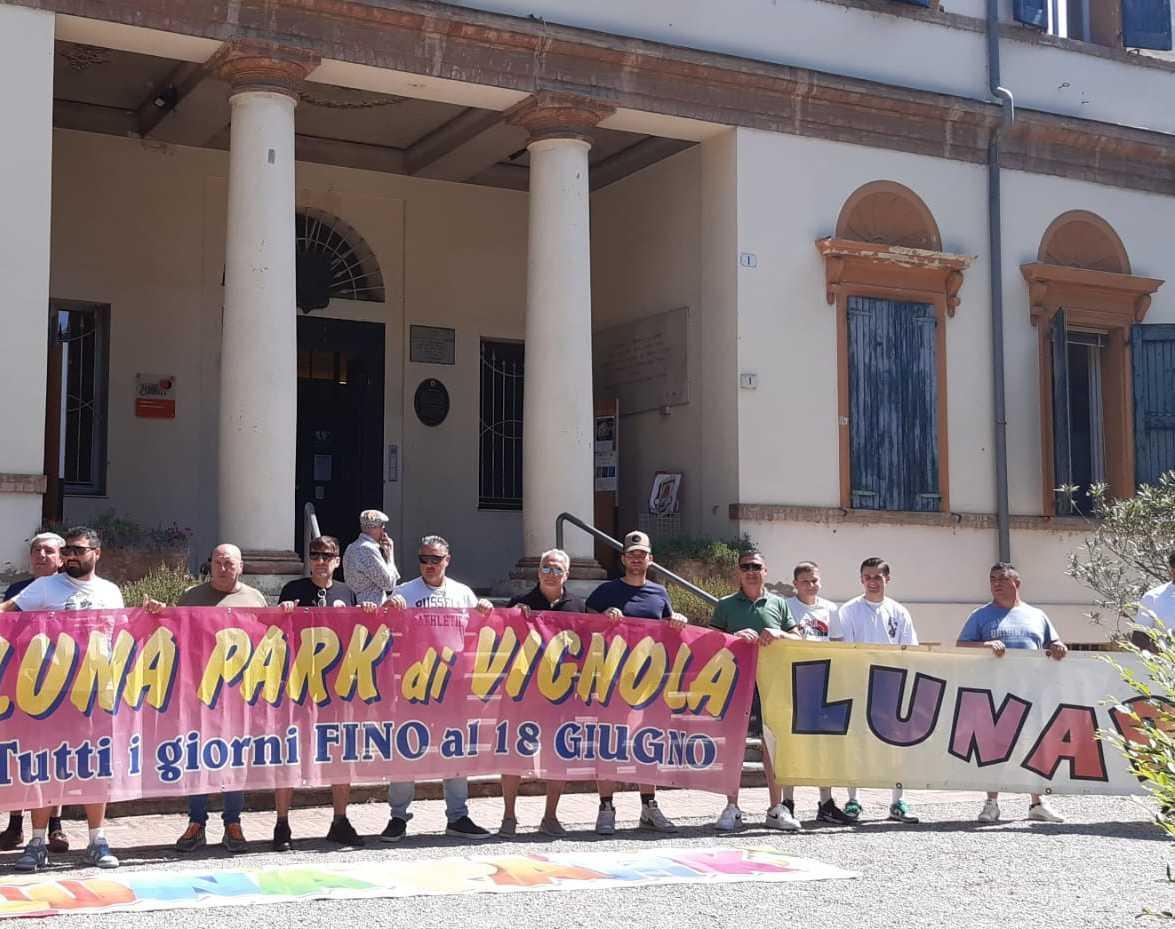 Luna Park, c’è uno spiraglio: "Pronti ad aprire già da giovedì" Luna Park, c’è uno spiraglio: "Pronti ad aprire già da giovedì"