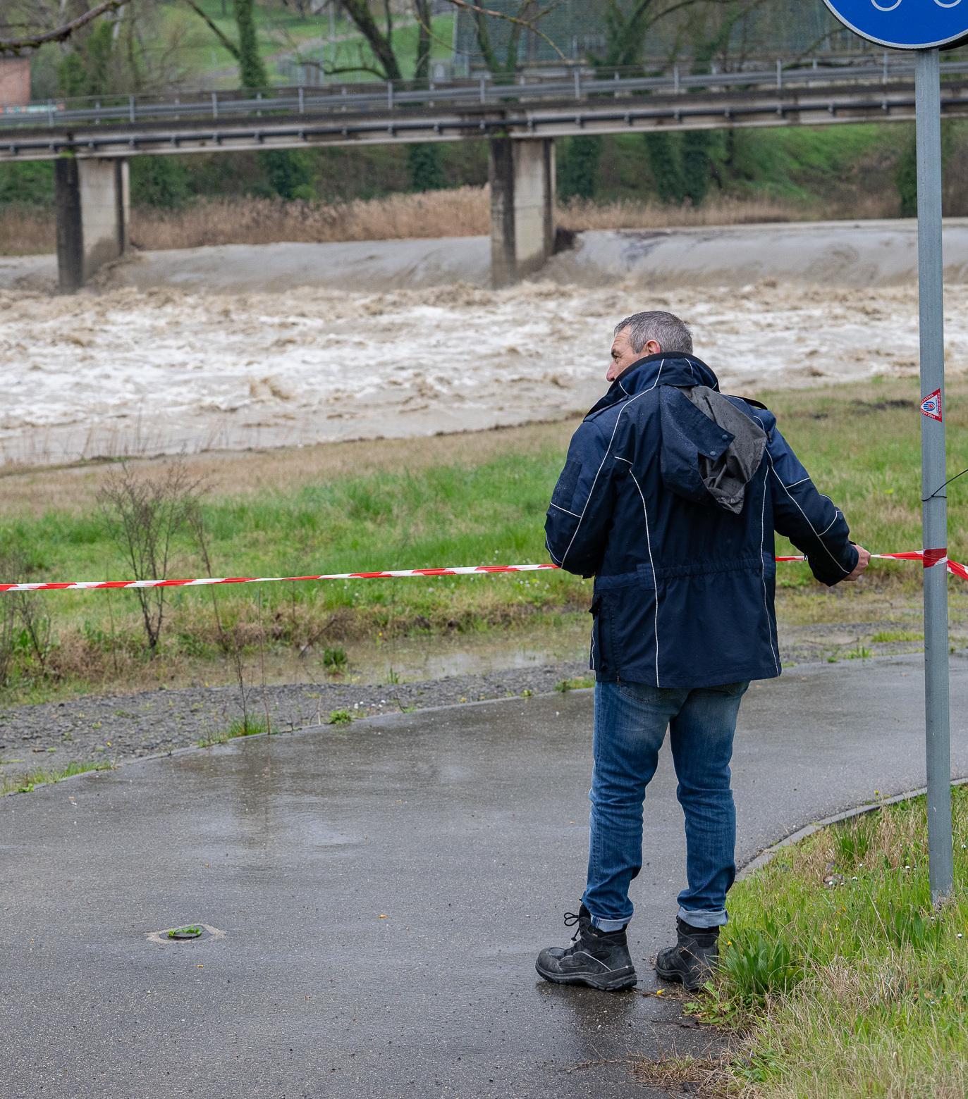 Interventi post alluvione. Lavori in via Tiro a segno Interventi post alluvione. Lavori in via Tiro a segno