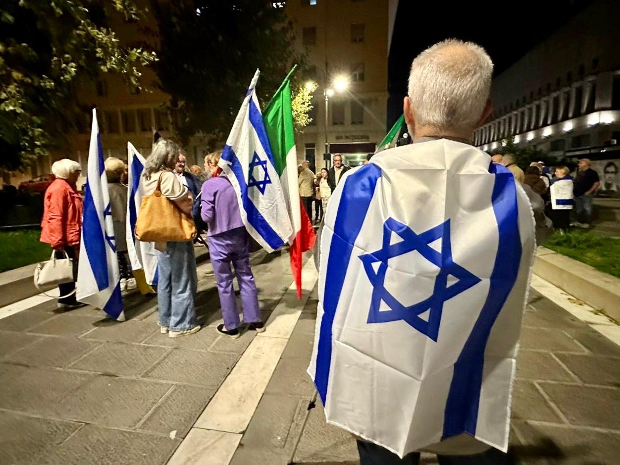 manifestazione pro israele nello stesso giorno della marcia per gaza a monte sole