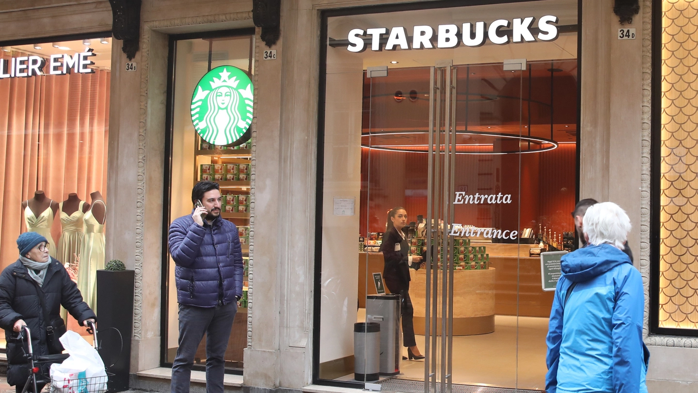 Starbucks ha aperto anche a Bologna