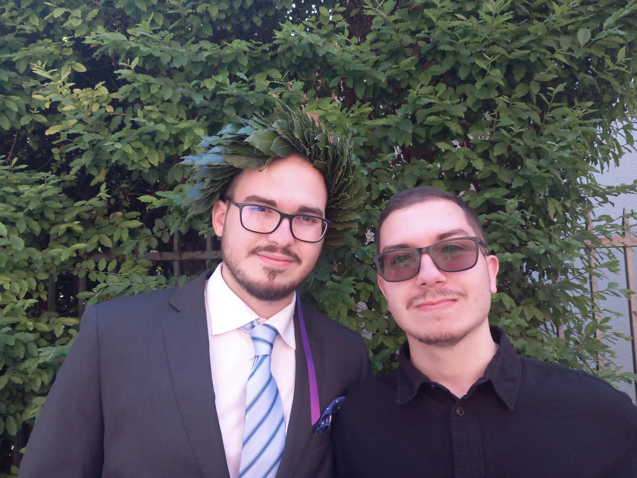 Virtus, il fratello di Simone Farinelli ai festeggiamenti: “Questo scudetto è per lui” Virtus, il fratello di Simone Farinelli ai festeggiamenti: “Questo scudetto è per lui”