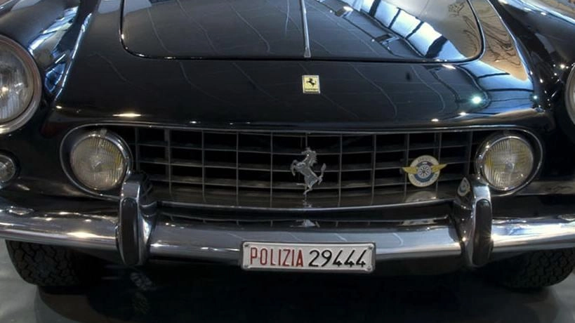 Il Ministero stoppa la vendita del bolide nero: "È un bene storico"