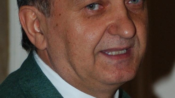Roberto Arpaia, ex direttore tecnico della FulgorLibertas, è scomparso all'età di 72 anni. Guidò la squadra verso la Serie A, lasciando un segno indelebile nel mondo del basket.