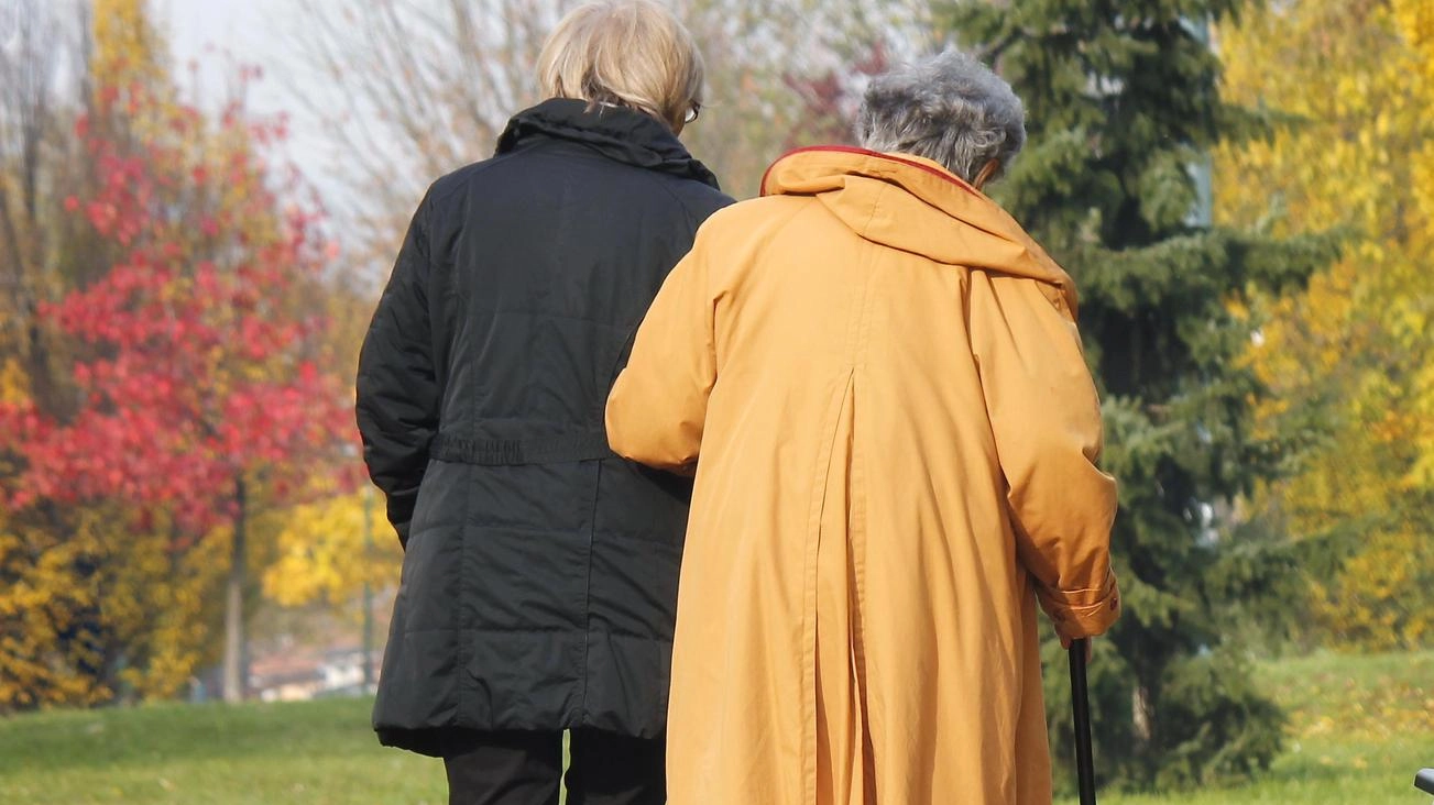 Alzheimer e malati di demenza : "Così diamo una mano ai familiari"