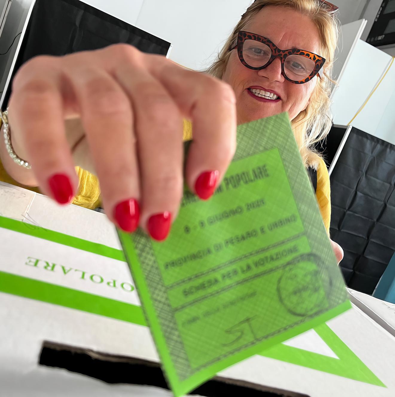 referendum nelle marche votanti in linea con la media nazionale