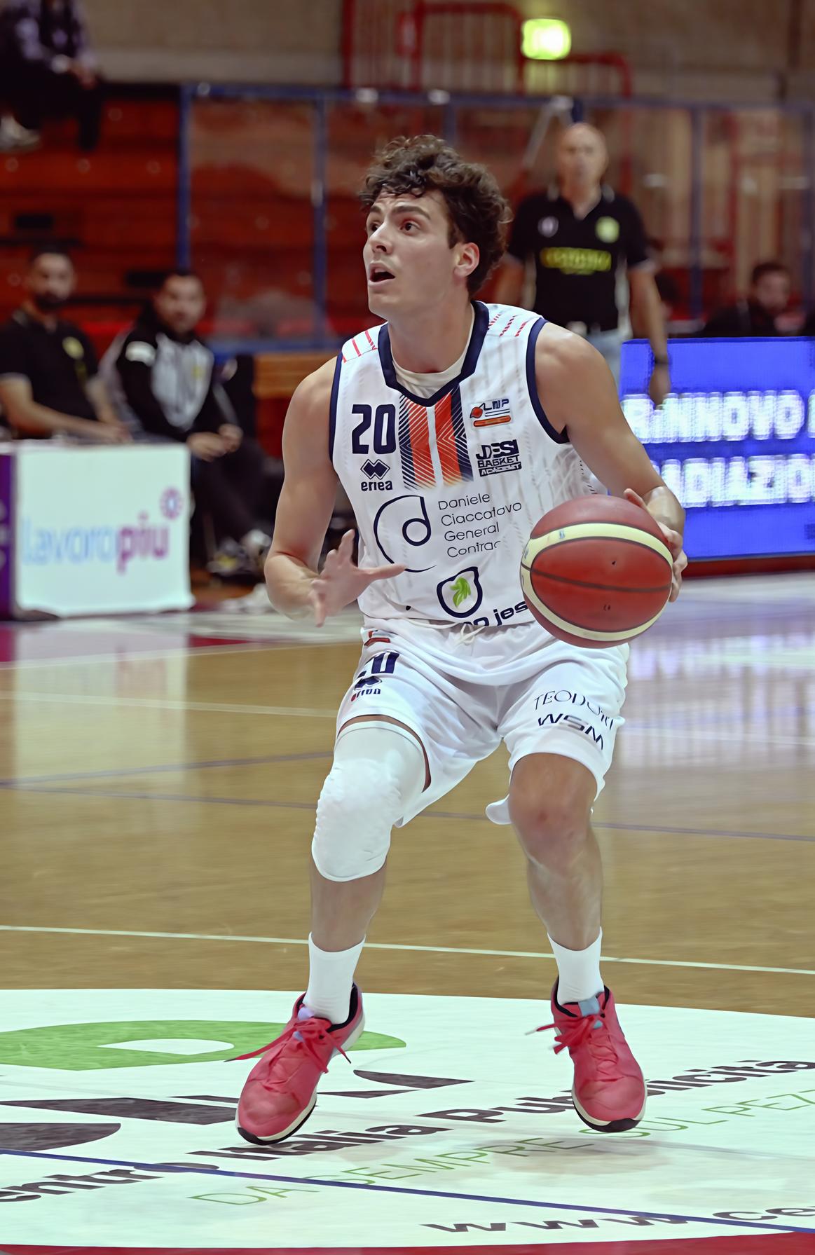 antonio valentini lascia l academy basket per un master alla bocconi