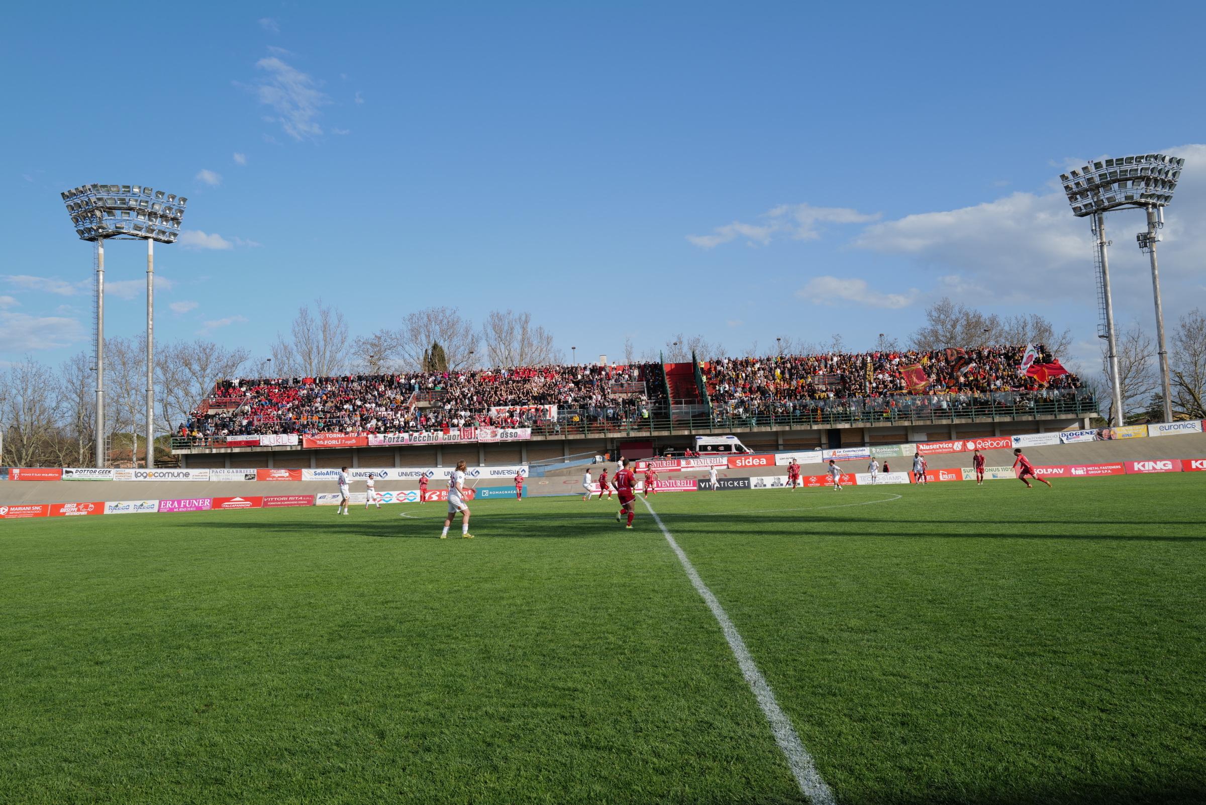 Cantiere per la serie C: stadio Morgagni da adeguare ed è già corsa contro il tempo