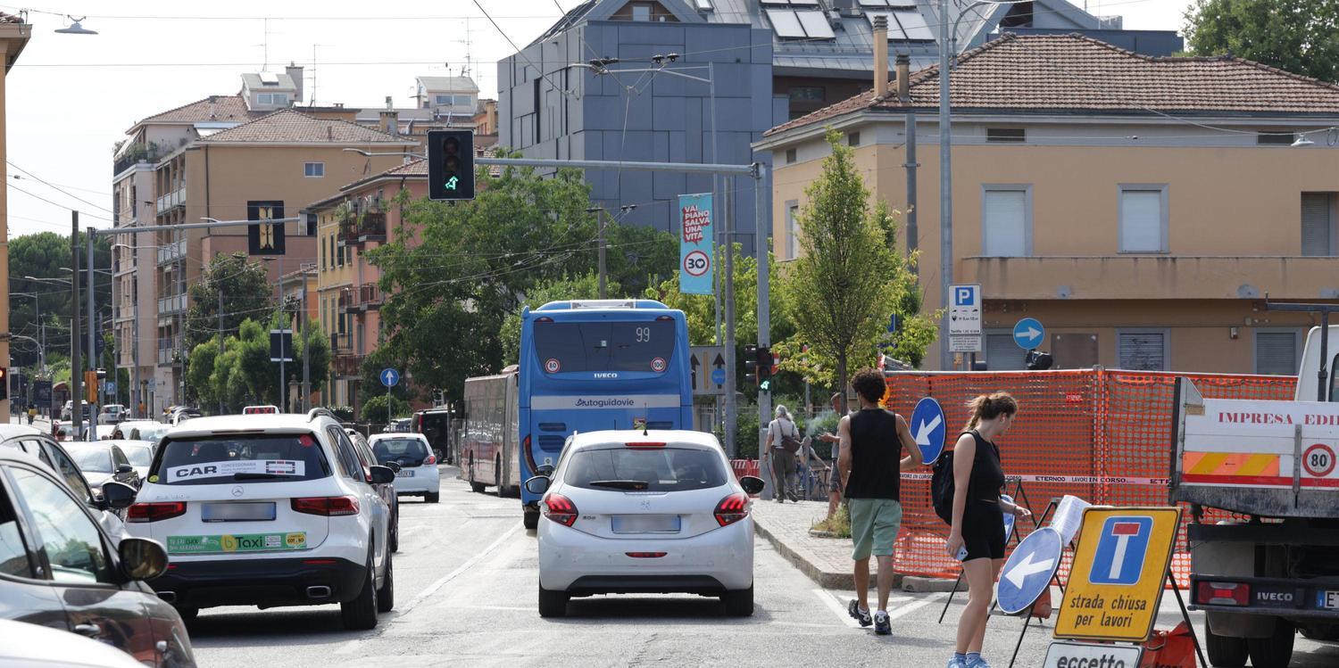 Ex Veneta, partiti i lavori in via Rimesse (ma senza ingorghi) Ex Veneta, partiti i lavori in via Rimesse (ma senza ingorghi)