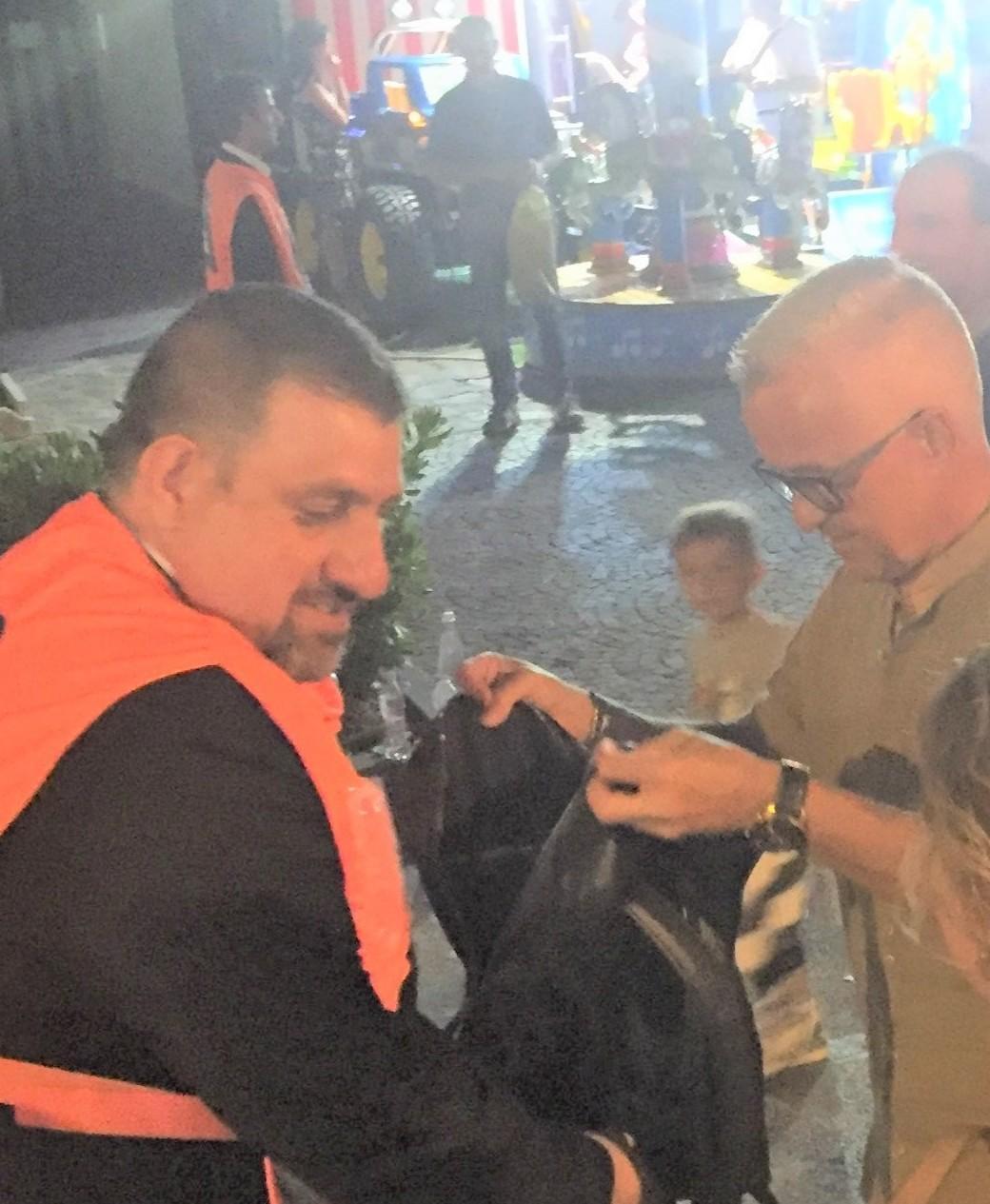Notte Rosa, ordinanza del sindaco. Niente vetro per le strade Notte Rosa, ordinanza del sindaco. Niente vetro per le strade