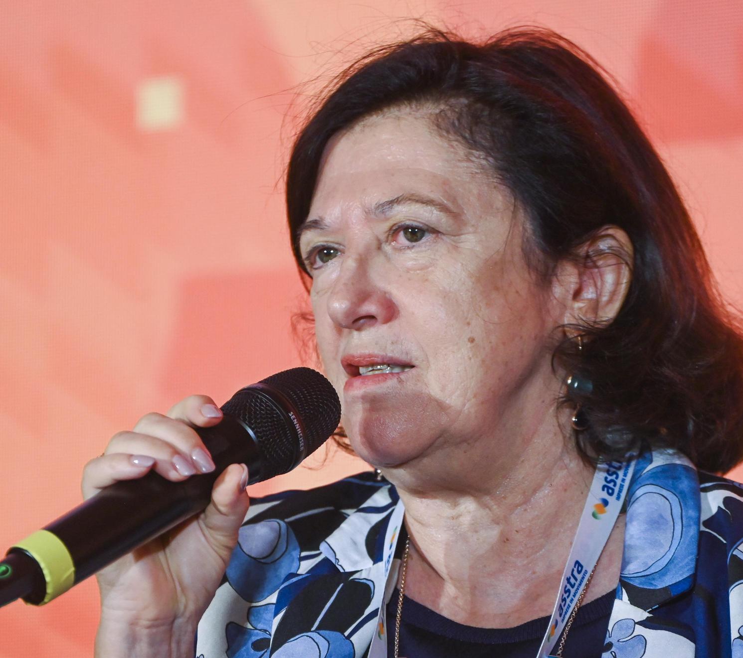 Tper, ok a bilancio e nuovo Cda. Conferma Gualtieri, entra Bosso. E l’utile sfiora i dieci milioni Tper, ok a bilancio e nuovo Cda. Conferma Gualtieri, entra Bosso. E l’utile sfiora i dieci milioni