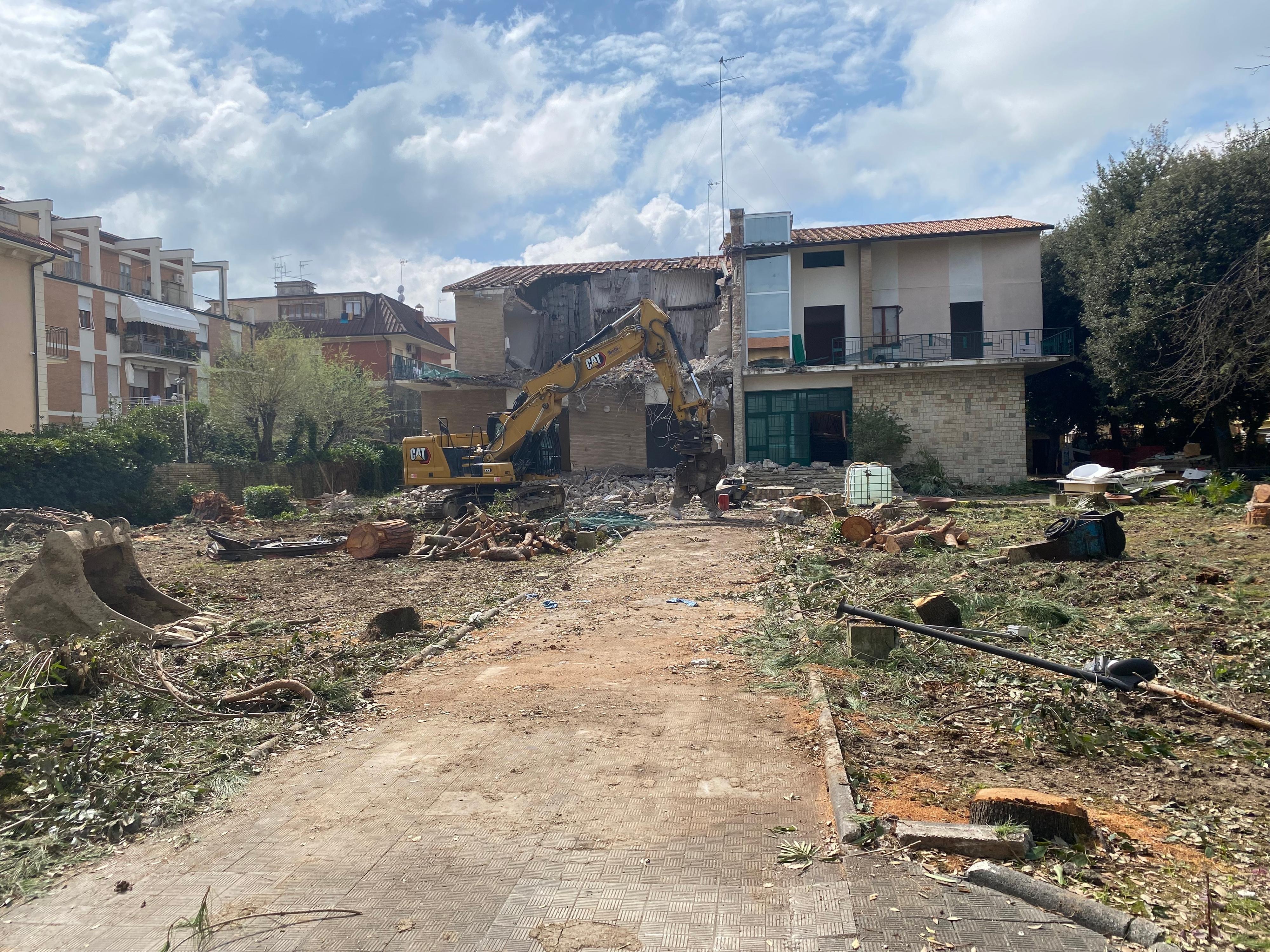 Palazzi posto da Ilrestodelcarlino.it Palazzi al posto dell’ex villa Paolini il Tar blocca le ruspe