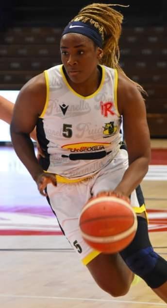 Chemco Puianello sfida Forlì per un posto alle finali nazionali di basket femminile Chemco Puianello sfida Forlì per un posto alle finali nazionali di basket femminile