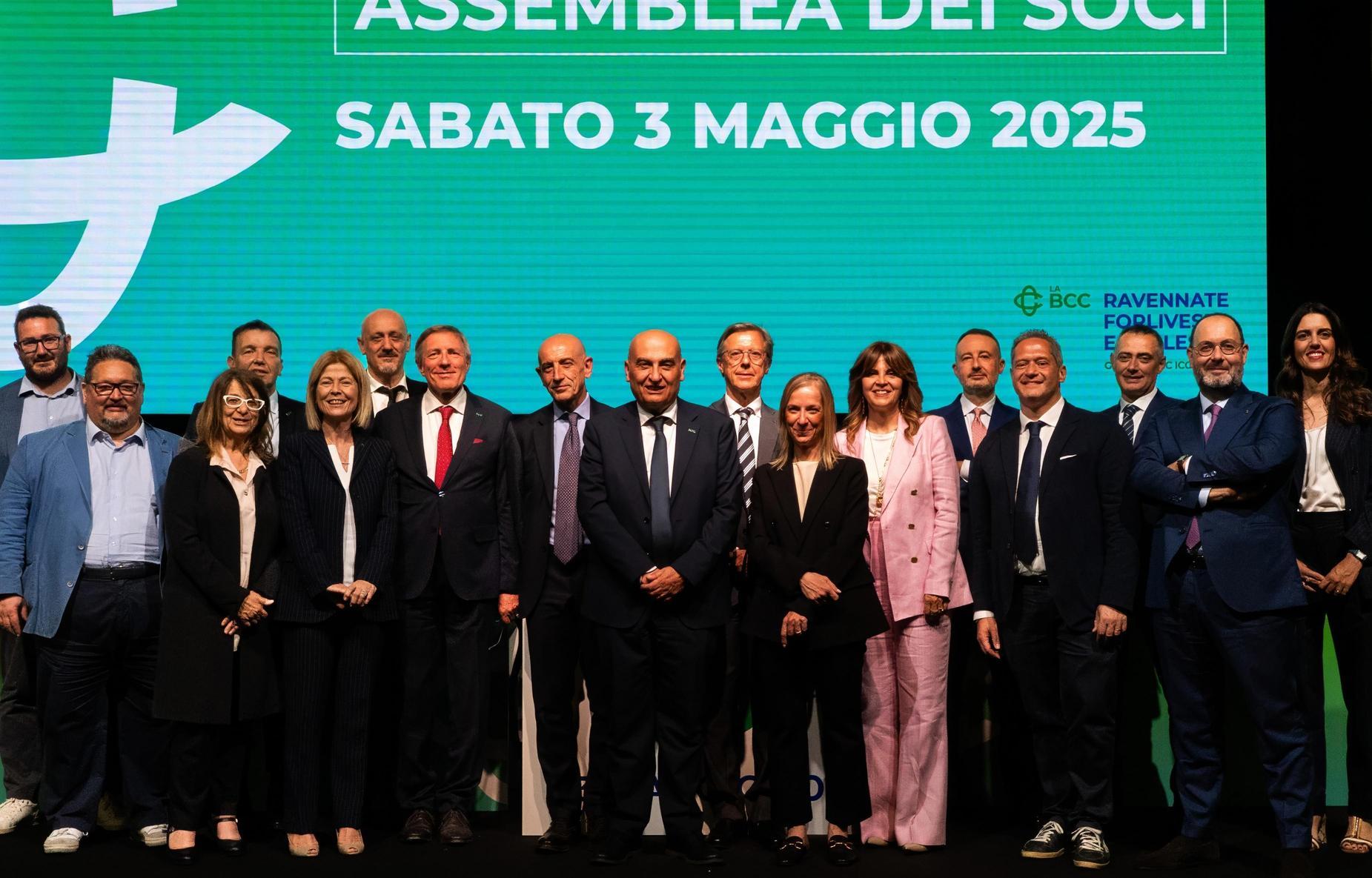 Ripresa post alluvione. La Bcc ancora in campo. Fondi per soci e clienti Ripresa post alluvione. La Bcc ancora in campo. Fondi per soci e clienti