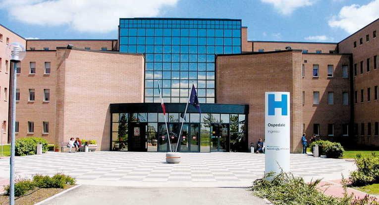 Ospedale del da Ilrestodelcarlino.it ospedale del delta dirigente sospeso torna e vuole allontanare accusatrice