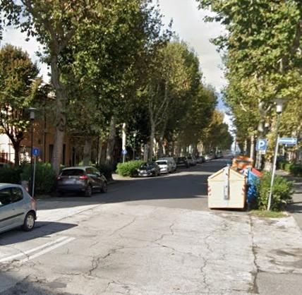 Parcheggiare l’auto è un lusso. “Misura punitiva verso i cittadini” Parcheggiare l’auto è un lusso. “Misura punitiva verso i cittadini”