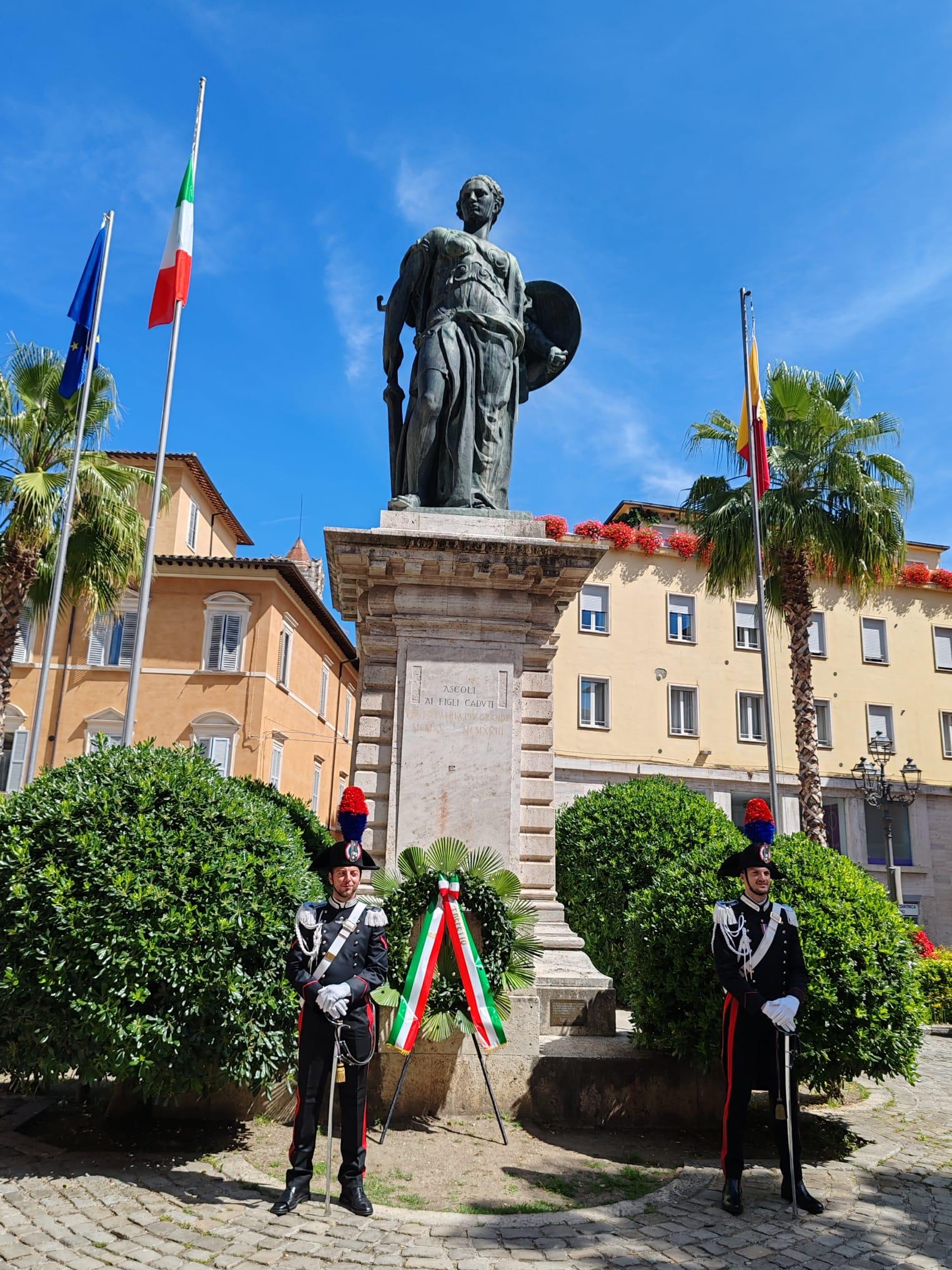 Festa 2 giugno ad Ascoli, tanti studenti alla cerimonia: il racconto