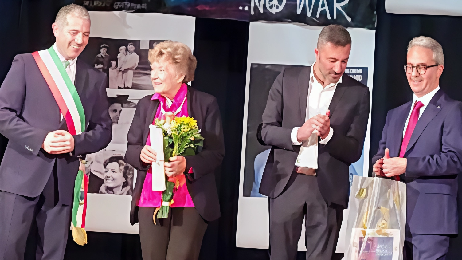 Quindicesimo concorso letterario, la cerimonia di premiazione con la presidente Dacia Maraini