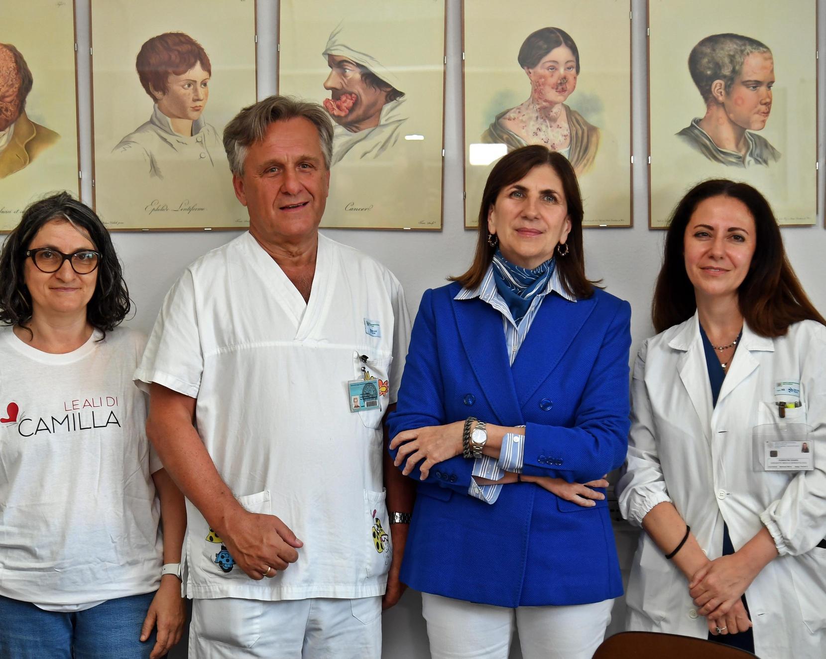 Da Gaza al Policlinico: "La ‘bambina farfalla’ ora è in condizioni stabili" Da Gaza al Policlinico: "La ‘bambina farfalla’ ora è in condizioni stabili"