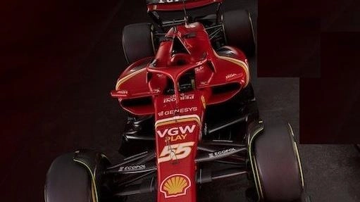 La nuova Ferrari in carbonio, stupenda monoposto. Un’auto super competitiva adatta a tutte le piste