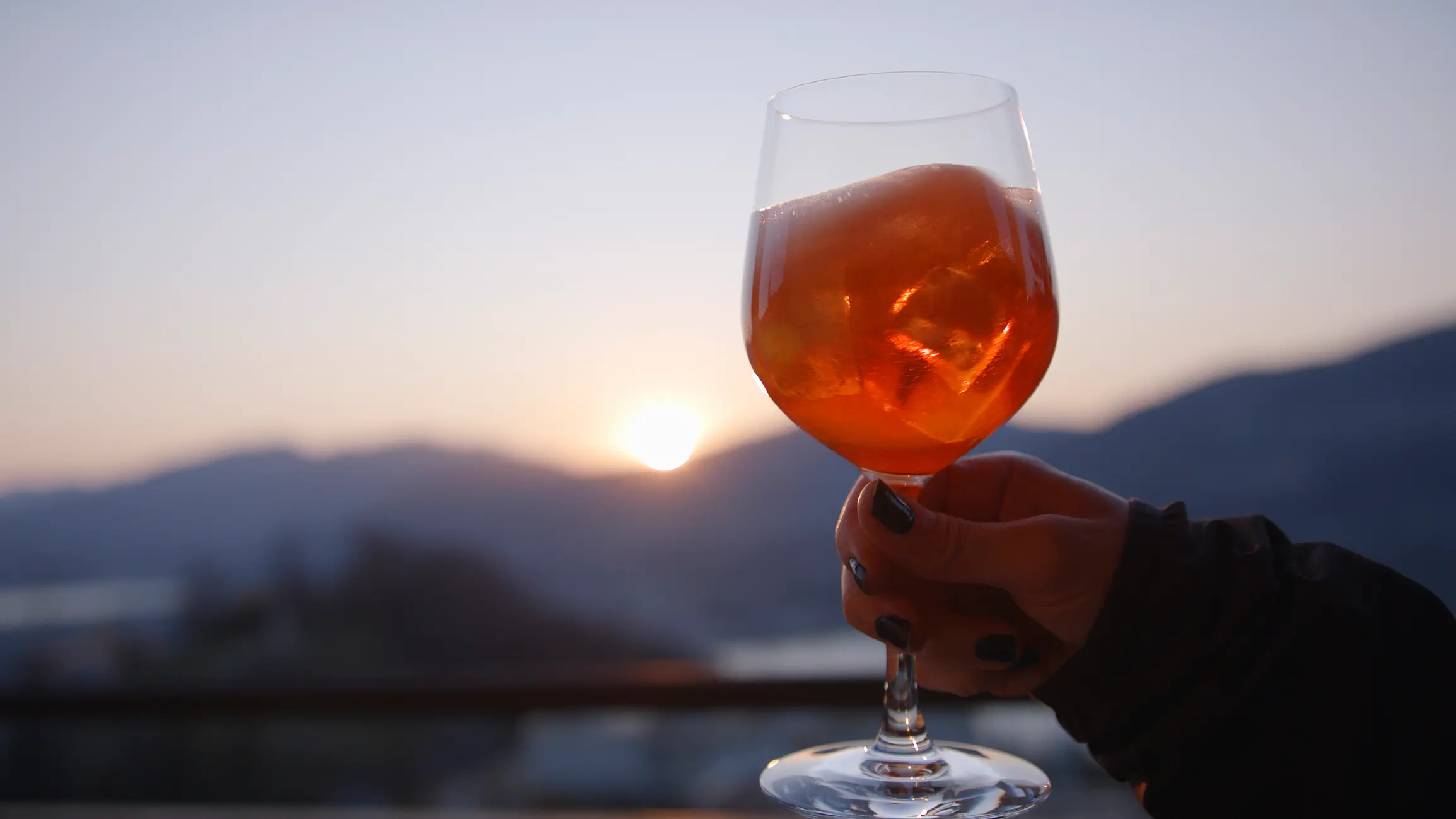 aperitivo a bologna 10 posti per l estate 2025 da Ilrestodelcarlino.it aperitivo a bologna 10 posti per l estate 2025