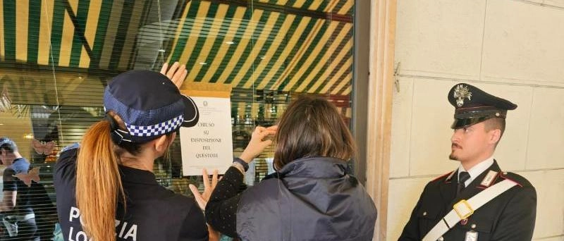 Licenza sospesa dal questore alla pasticceria Chiari di via Matteotti dopo un controllo congiunto delle forze dell’ordine