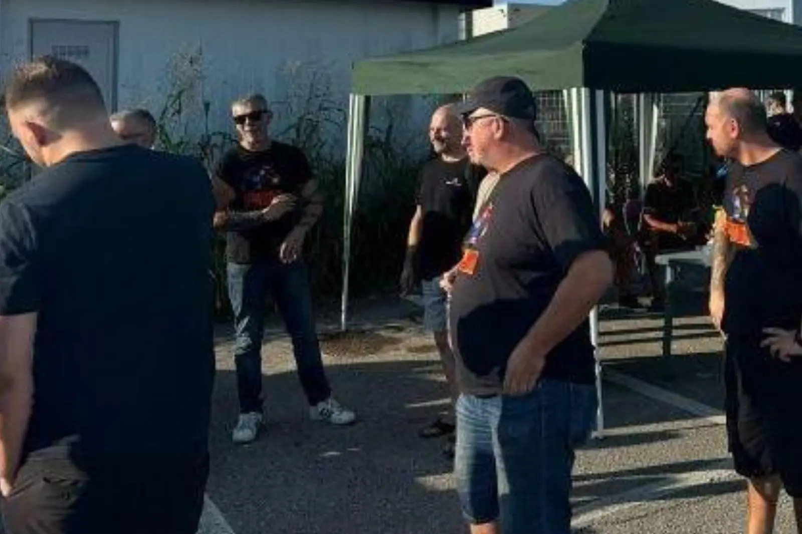 Trentasei operai licenziati via Pec: tre giorni di sciopero