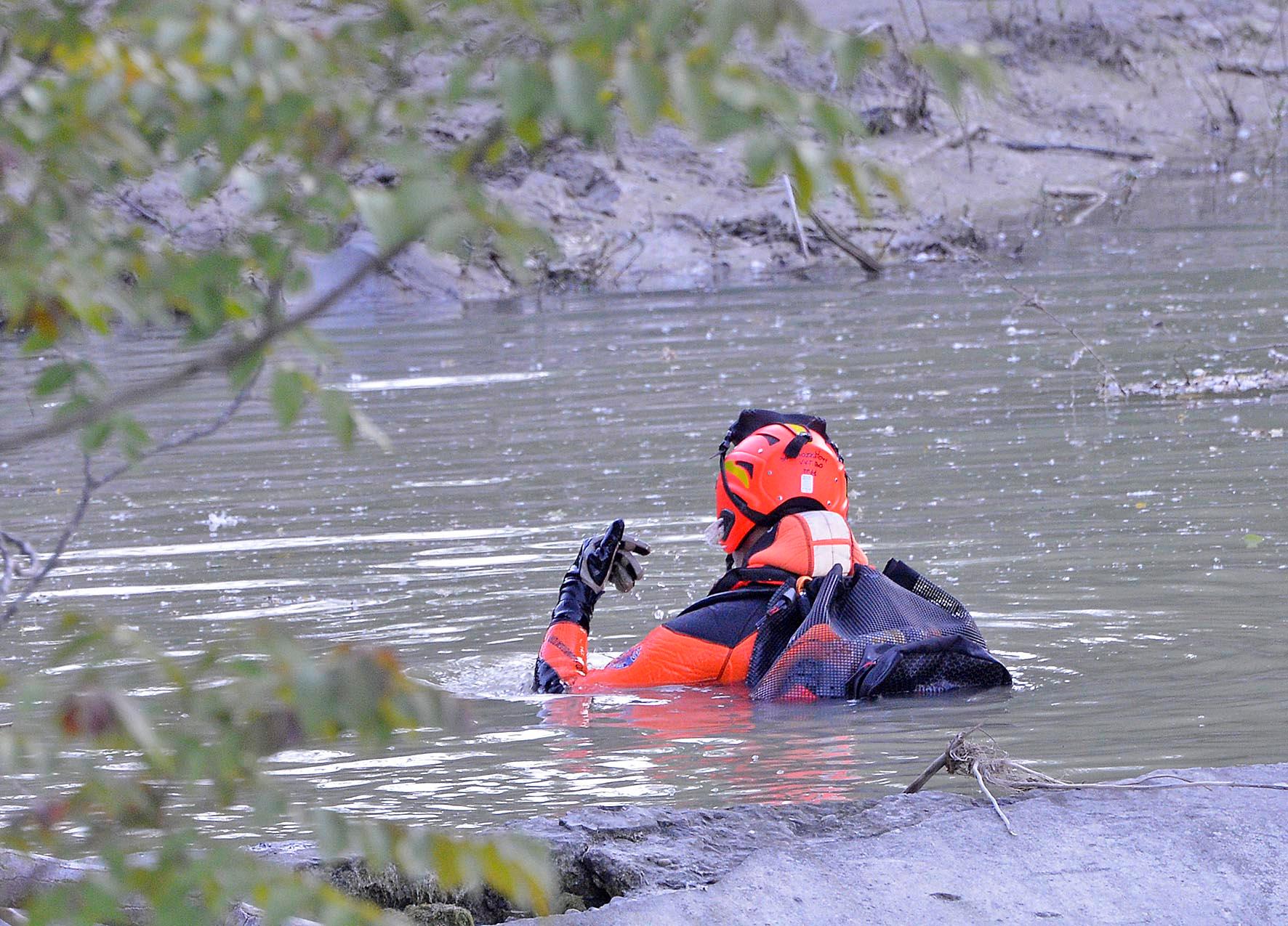 Tragedia nel Parmense, si tuffa nel Taro e non riemerge: annegato un uomo