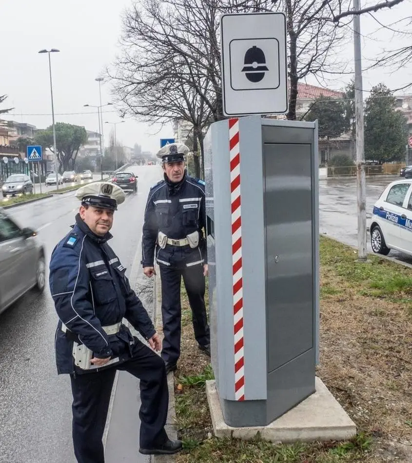 Multe annullate dai giudici. Ma il Comune tira dritto: "Gli autovelox per ora restano in funzione"
