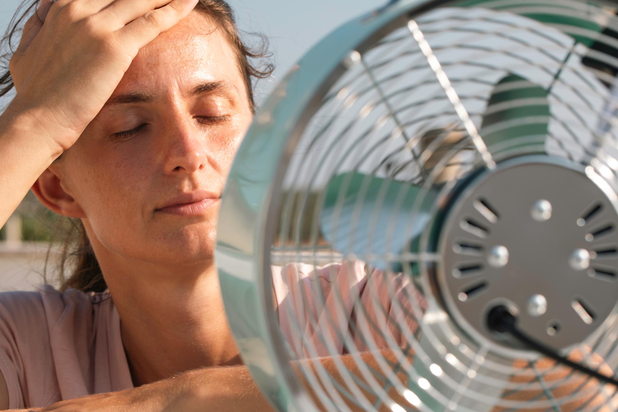 Caldo torrido, l’estate peggiore è arrivata. “Dobbiamo cambiare abitudini” Caldo torrido, l’estate peggiore è arrivata. “Dobbiamo cambiare abitudini”