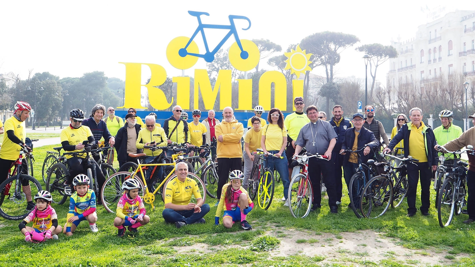 Biciclettata per i 100 cento giorni al Tour De France che passerà sul lungomare di Rimini