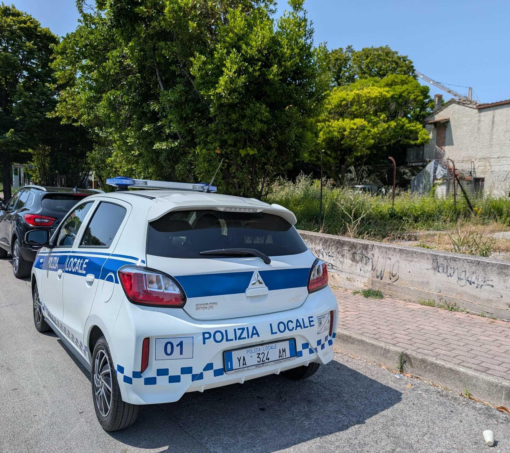 Sgomberata casa diventata un bivacco Sgomberata casa diventata un bivacco