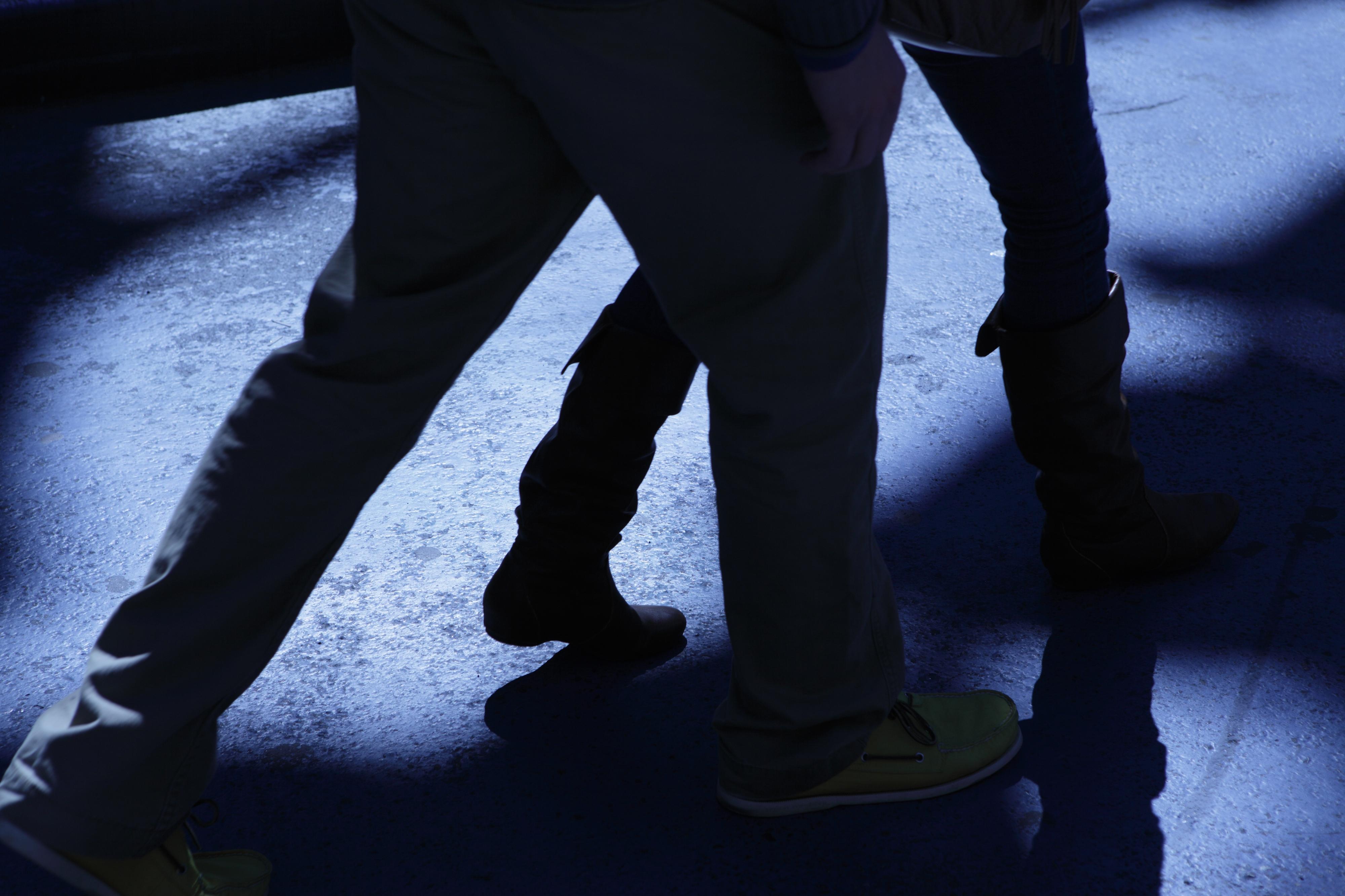 Furibonda rissa in centro a Cesena: adolescente finisce all’ospedale