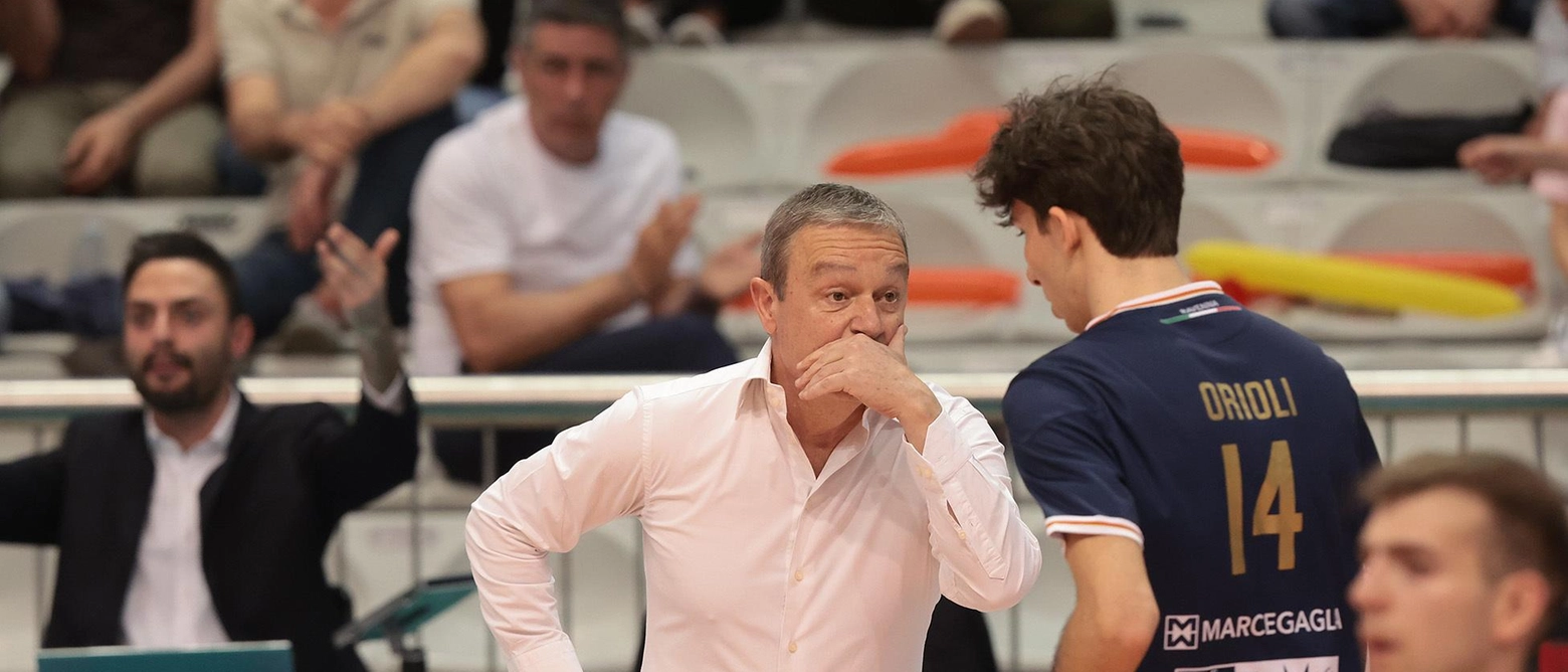 Stasera la Consar a Grottazzolina per guadagnare la finale per la Superlega "Giocheremo in un ambiente caldo. Stiamo gestendo bene le energie".